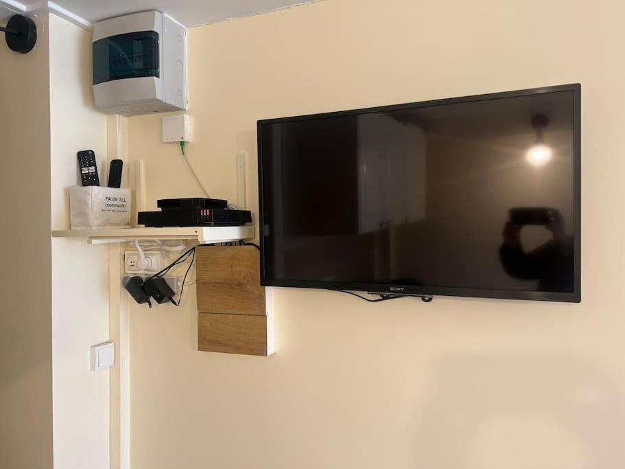 Charm'In Champigny: Studio Cosy, Detente & Travail Ngoại thất bức ảnh